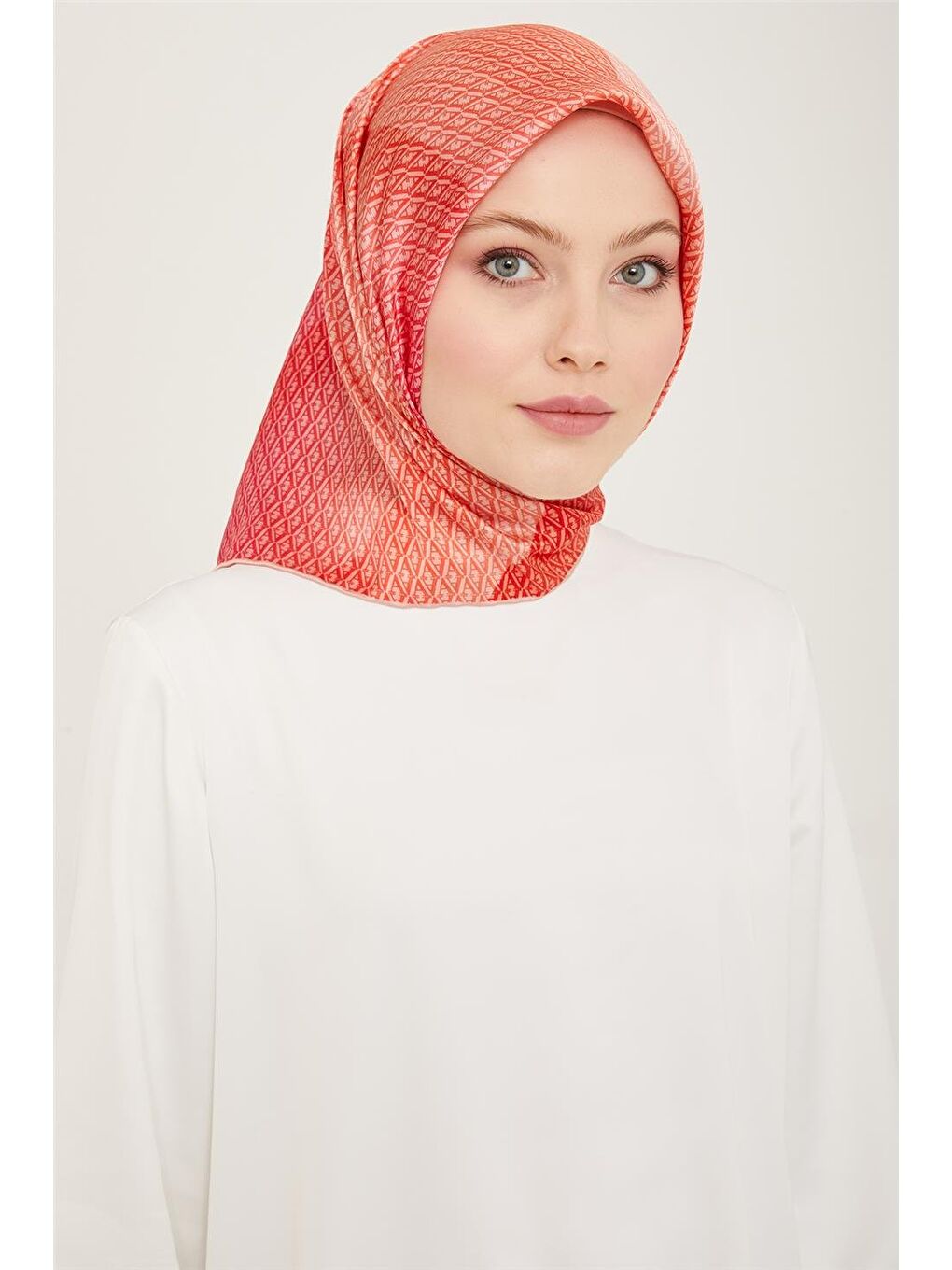 Turuncu Monogram Desenli Twill İpek Eşarp 24Ya9104 52 52