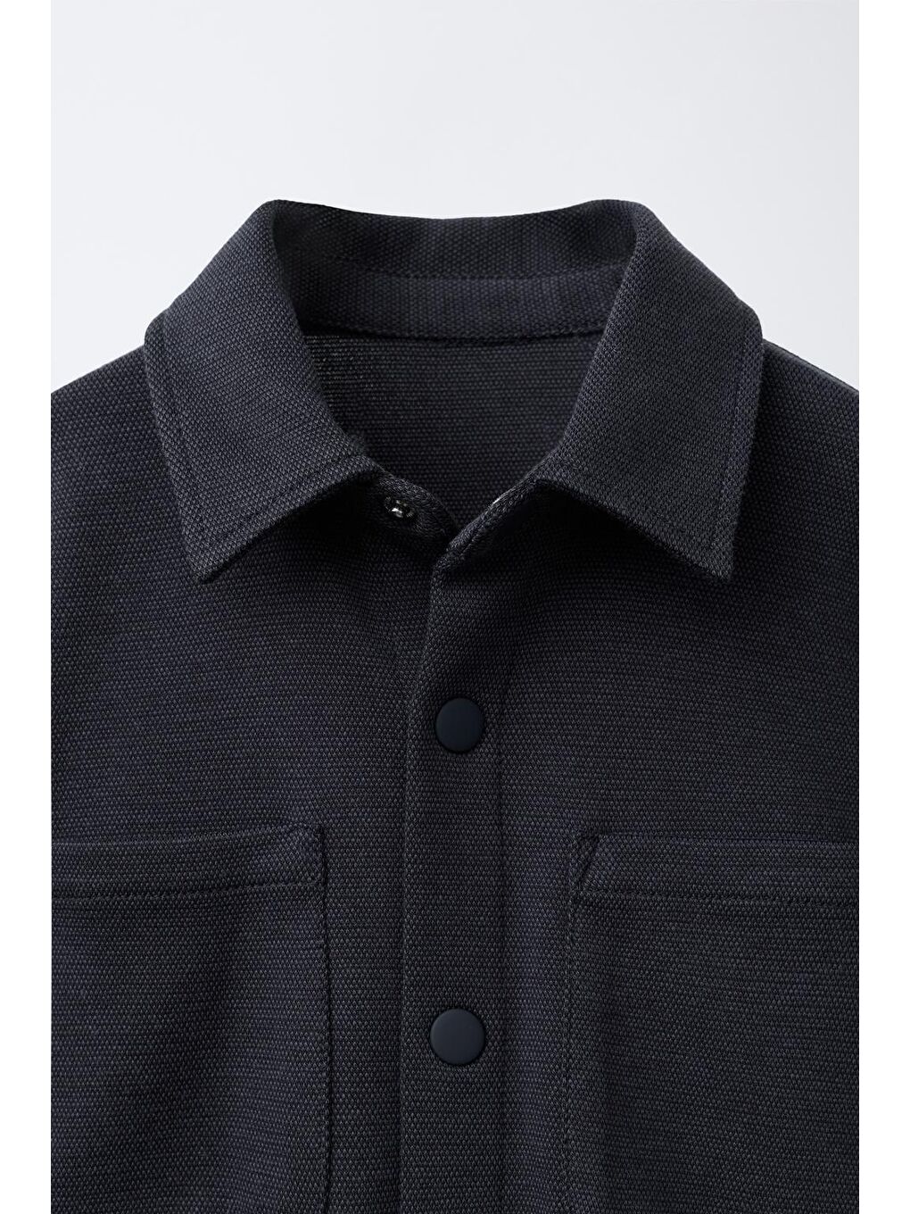 Erkek Çocuk Pamuklu Siyah Minimal Takım - Düğmeli Cepli Gömlek & Rahat Pantolon-4