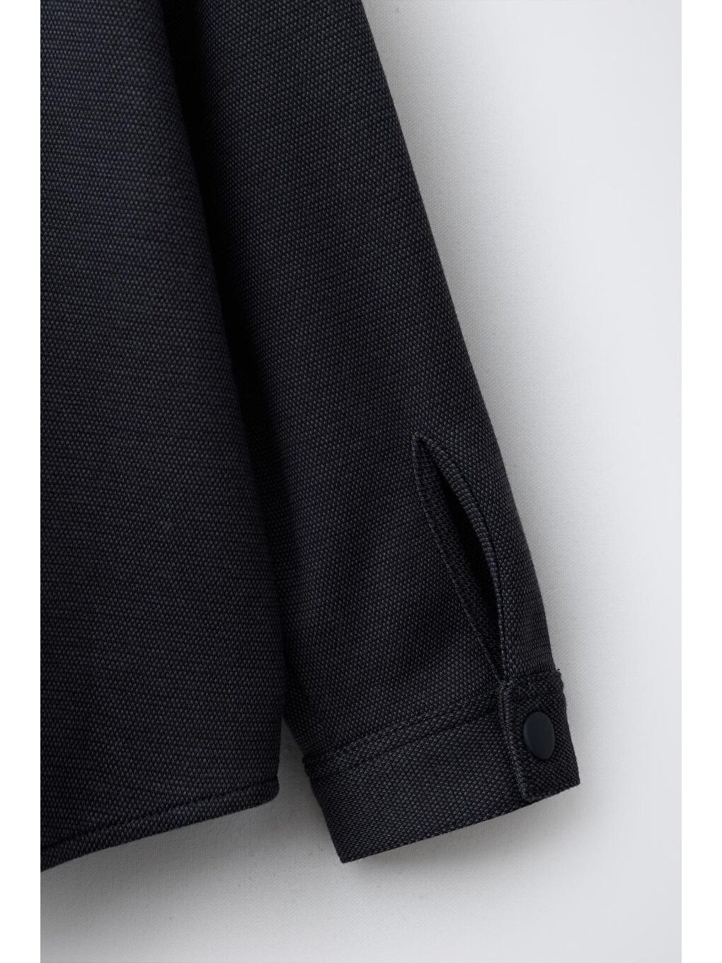 Erkek Çocuk Pamuklu Siyah Minimal Takım - Düğmeli Cepli Gömlek & Rahat Pantolon-5