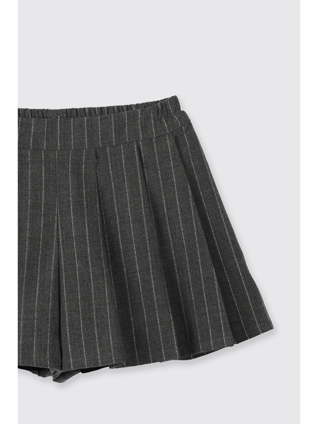 Kız Bebek Simli Çizgili Antrasit Şort-2