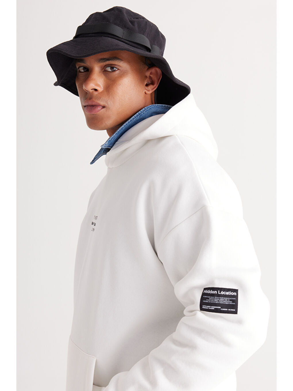 Erkek Beyaz Oversize Fit Bol Kesim Kapüşonlu İçi Polarlı Pamuklu Sweatshirt-2