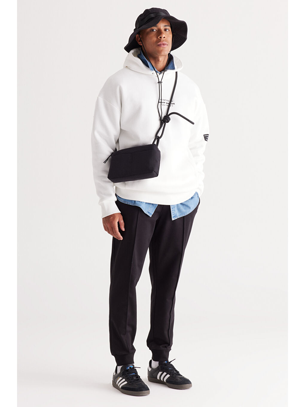 Erkek Beyaz Oversize Fit Bol Kesim Kapüşonlu İçi Polarlı Pamuklu Sweatshirt-3