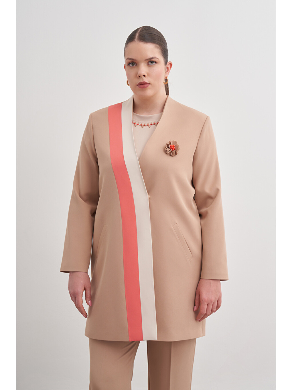 Kahverengi Camel Renkli Garni Detaylı Kap-4