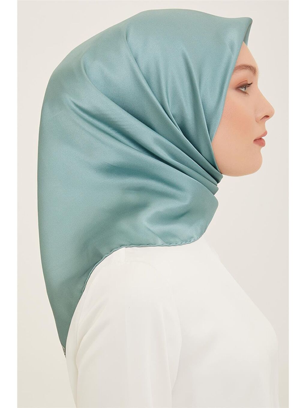 Yeşil Sura Eşarp 22Ya0010 131 186-1