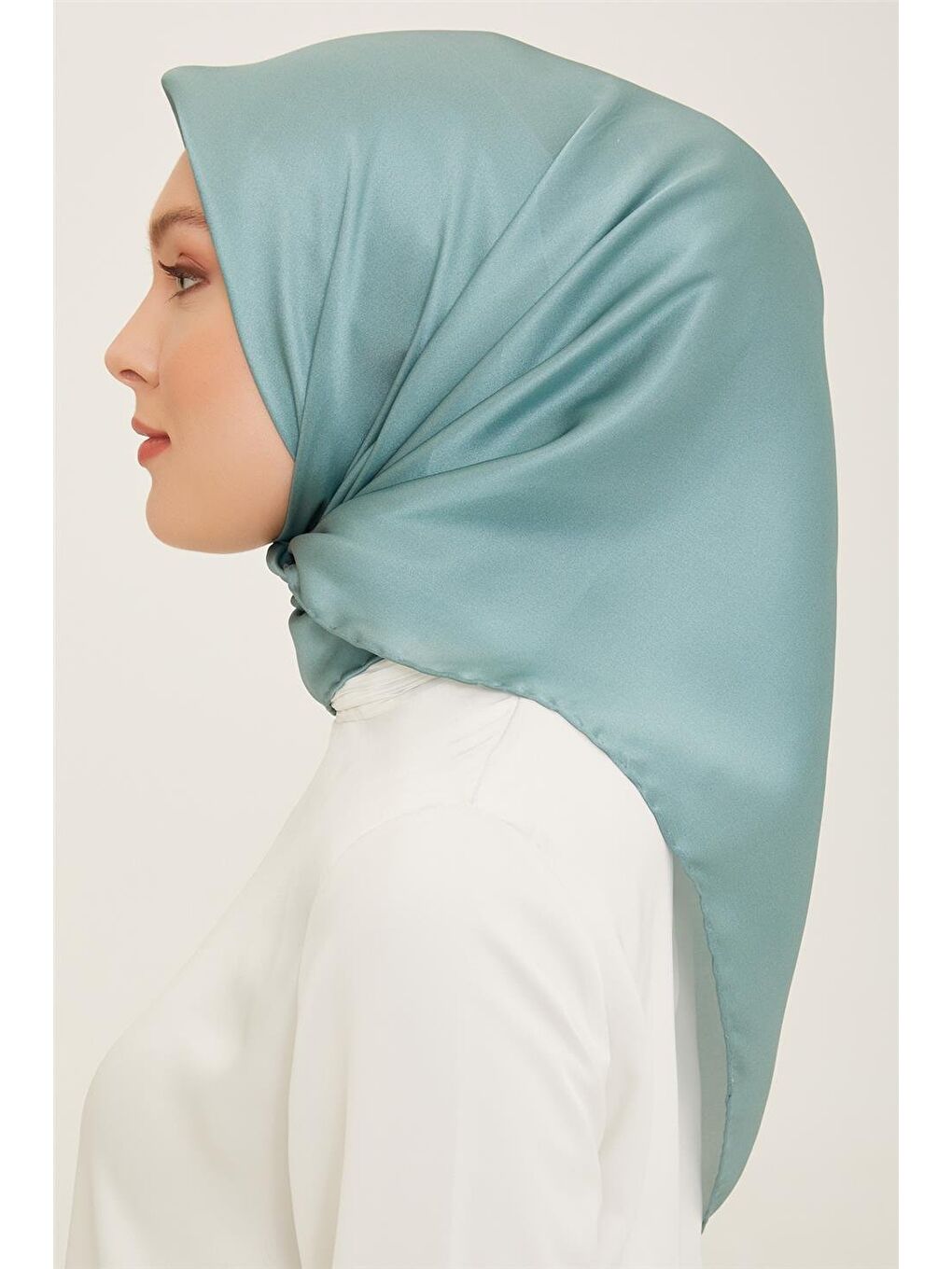 Yeşil Sura Eşarp 22Ya0010 131 186-2