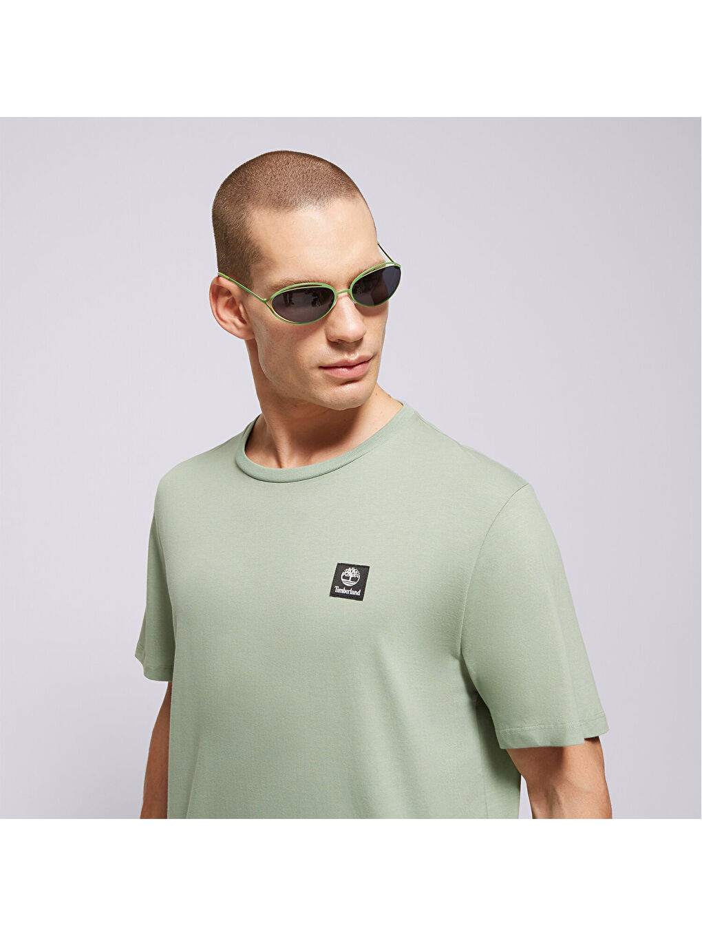 Woven Badge Erkek Yeşil Yuvarlak Yaka Tişört-3