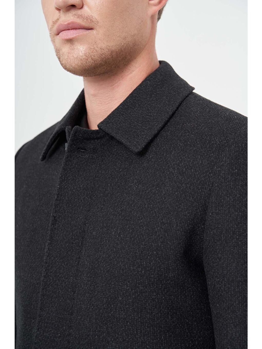 Siyah Kaşe Bebe Yaka Düz Yırtmaçsız Sırt Kapitoneli Astar Comfort Fit Classic Kaban 1008245153-3