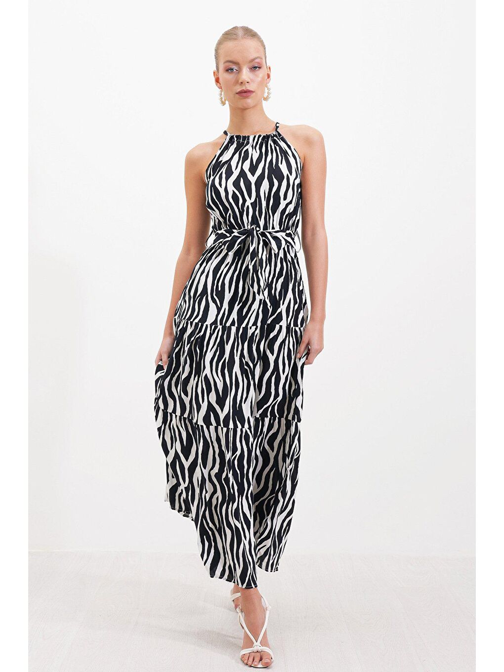 Siyah İnce Askılı Bel Lastikli ELBİSE-1