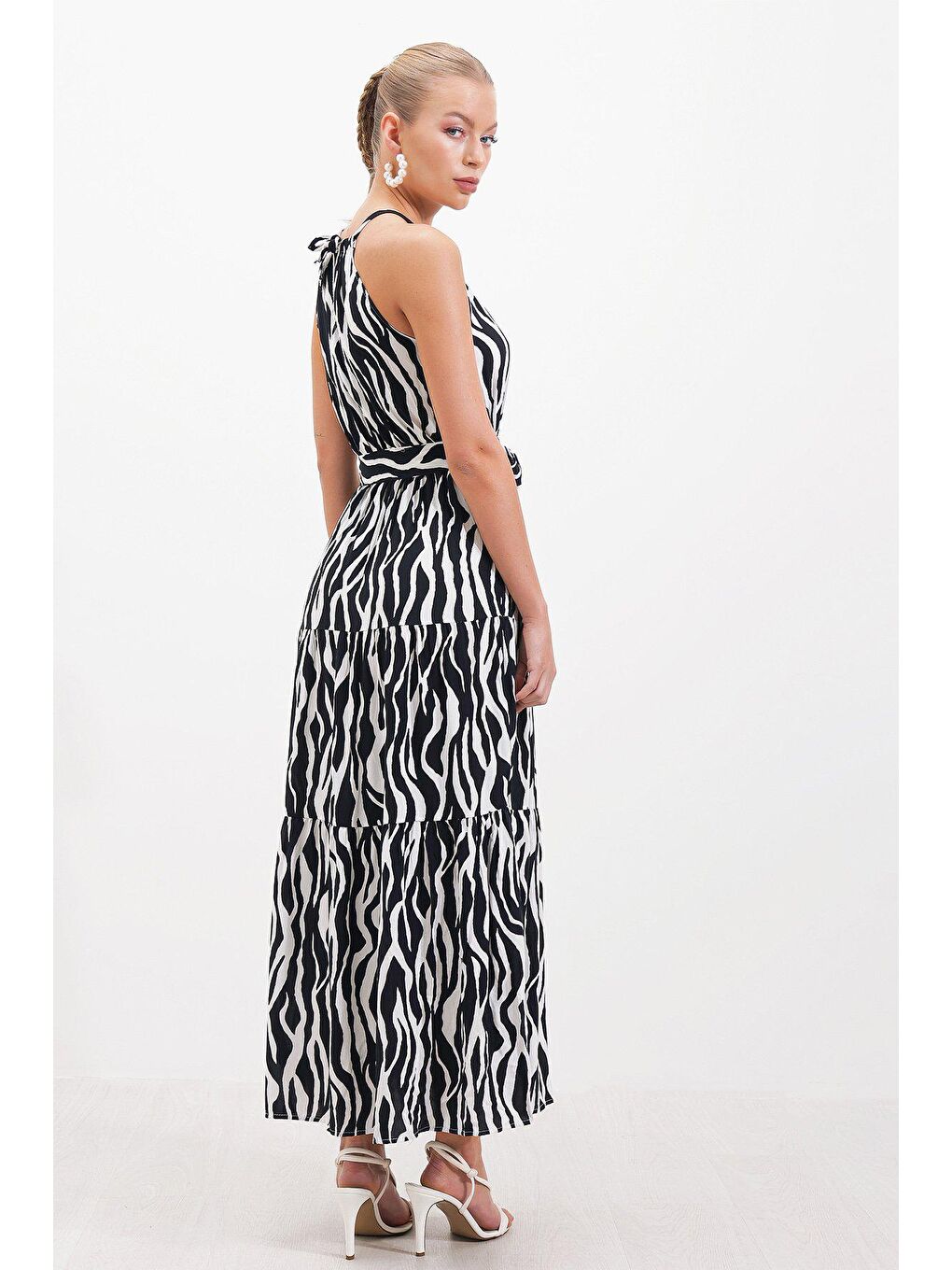 Siyah İnce Askılı Bel Lastikli ELBİSE-4