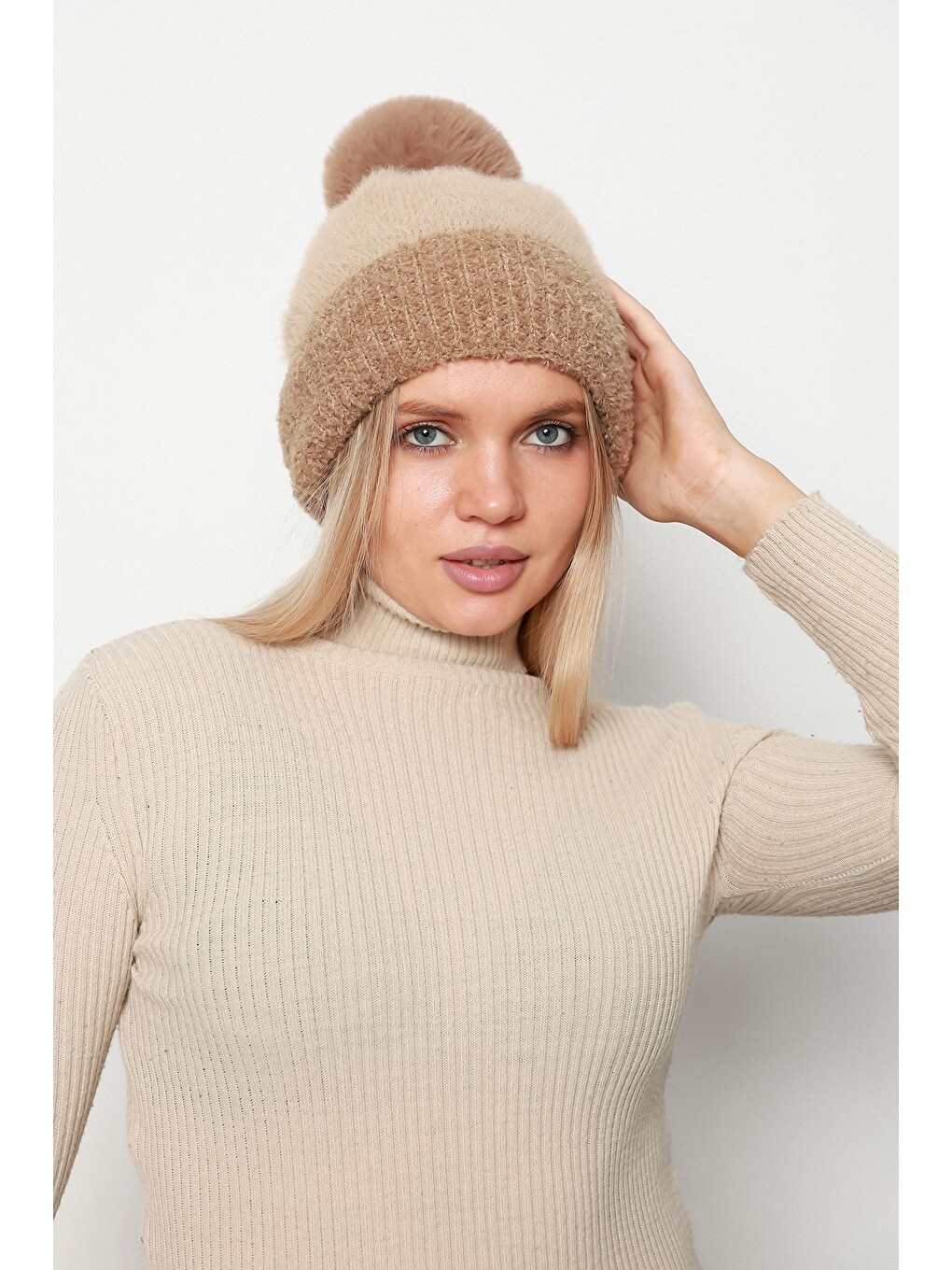 Kahverengi Ponponlu Camel İçi Yünlü İthal Bere Bere1136-4