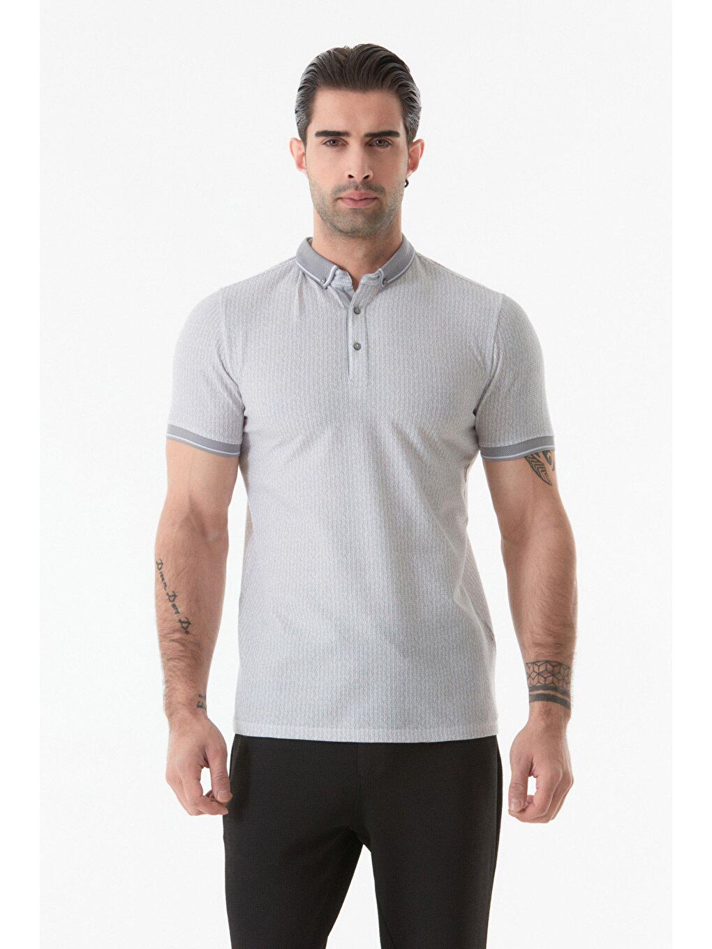 Gri Baskılı Polo Yaka Tişört