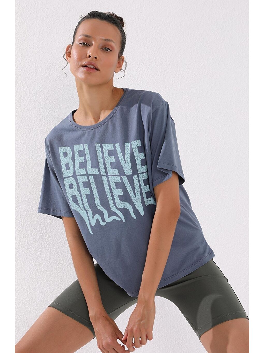 Petrol Deforme Yazı Baskılı O Yaka Oversize Kadın Tişört - 97139