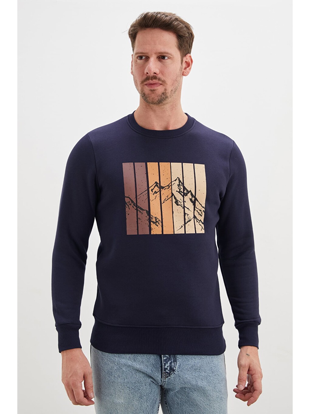 Lacivert 3 İplik Dağ Baskılı Bisiklet Yaka Sweatshirt-1