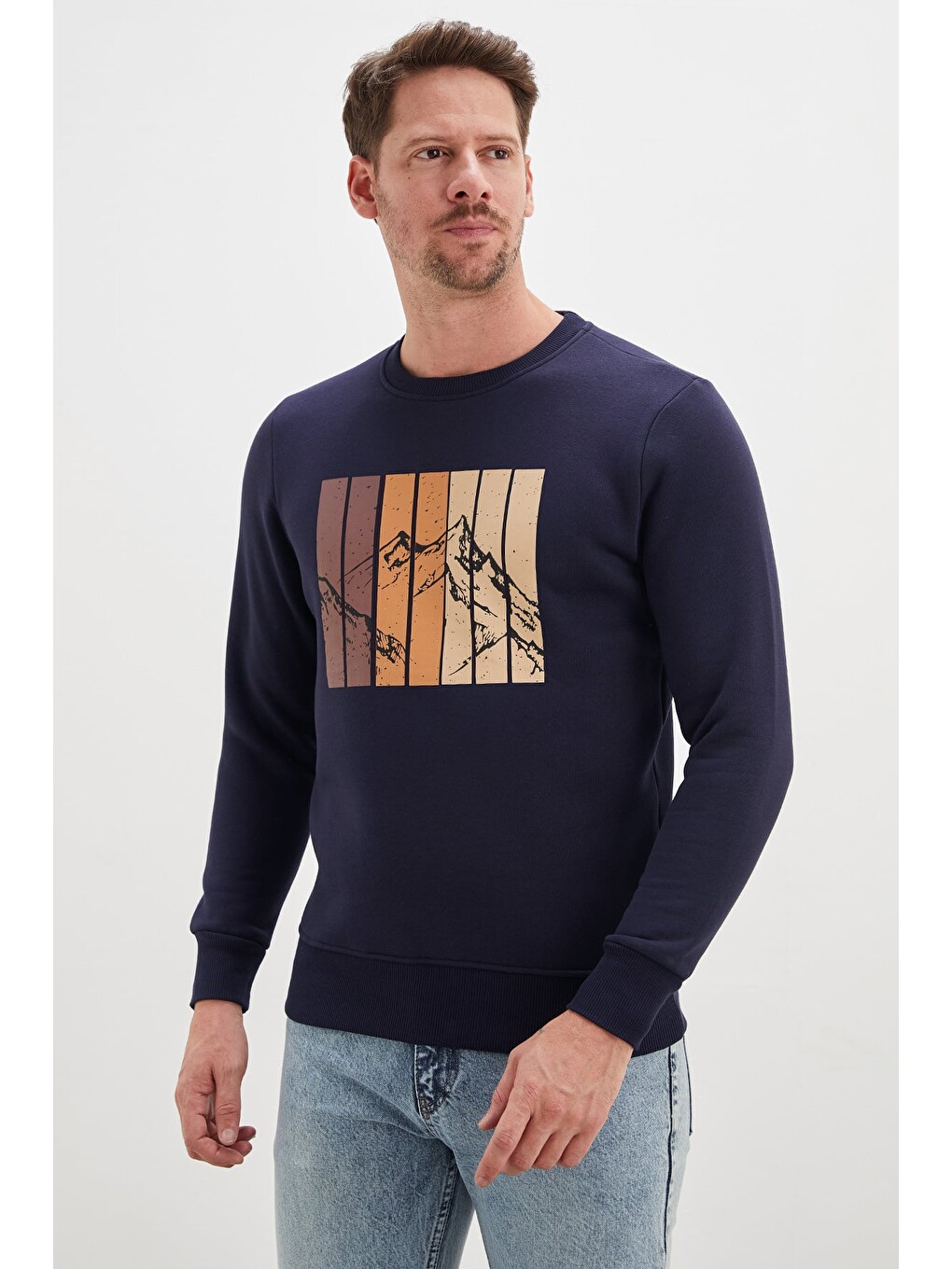 Lacivert 3 İplik Dağ Baskılı Bisiklet Yaka Sweatshirt-3