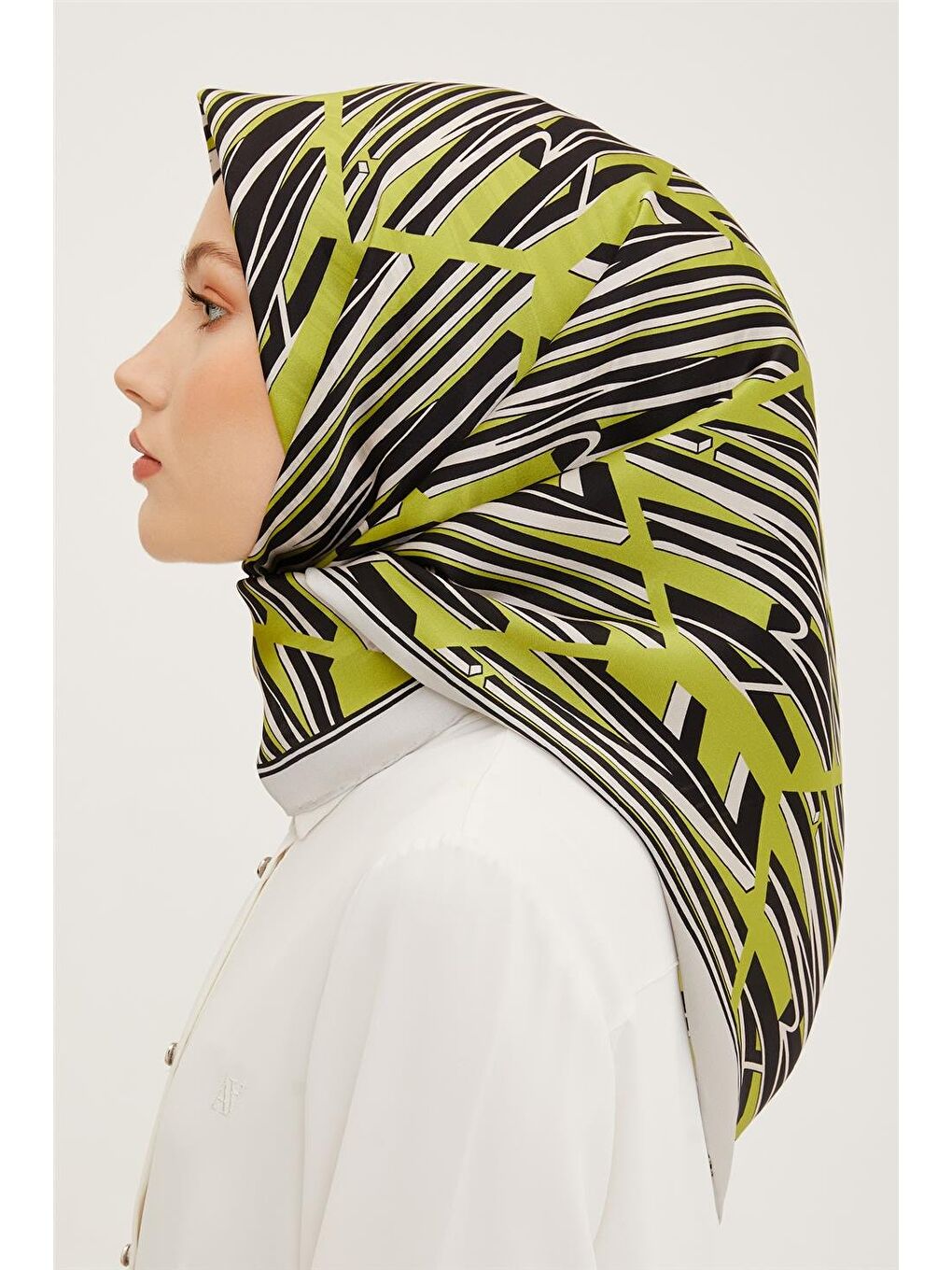 Yeşil Twill İpek Eşarp 23Ya8911 9 58-2