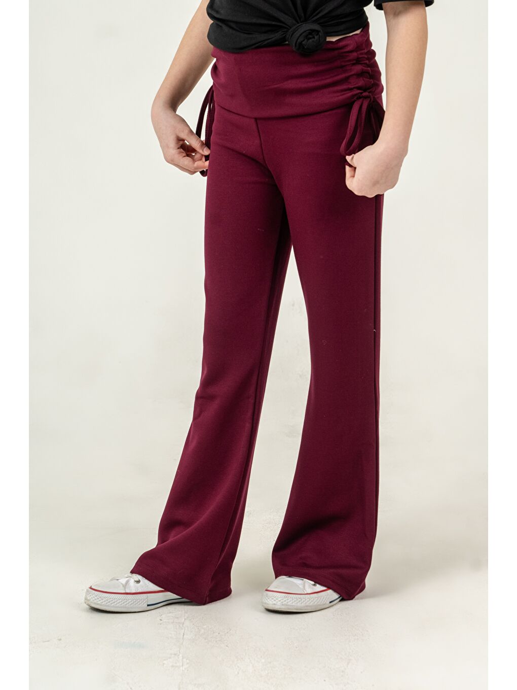 Kırmızı Kemer Kenarı Büzgülü Biyeli Kız Çocuk Eşofman Altı-2