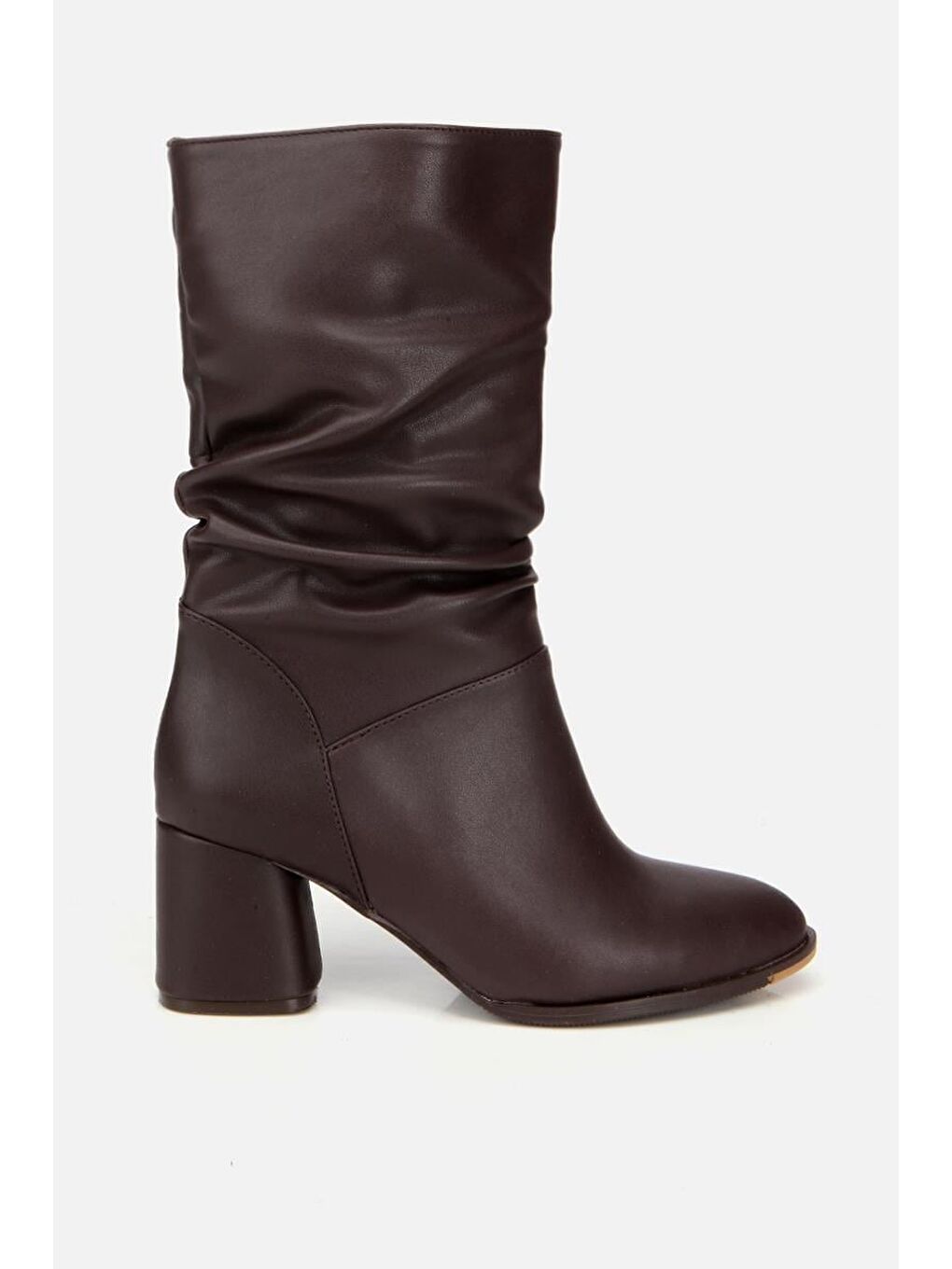 Kadın Kahverengi Kırışık Görünümlü Diz Altı Topuklu Bot