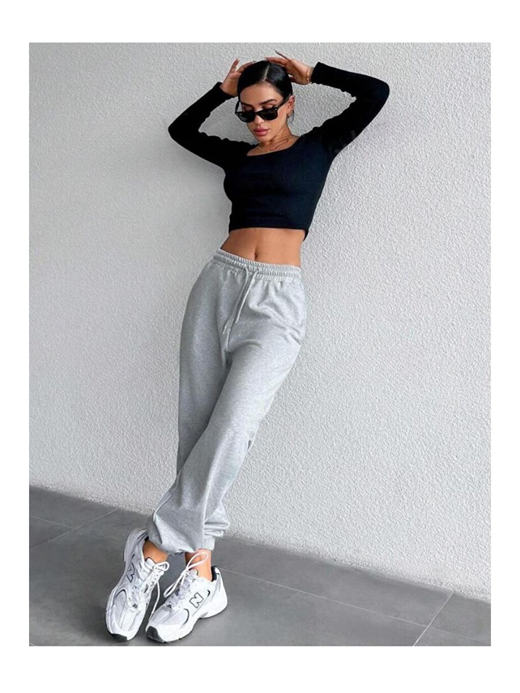 Gri Kadın Kendinden Kıvırma Bol İnce Eşofman SPR24EA89-2