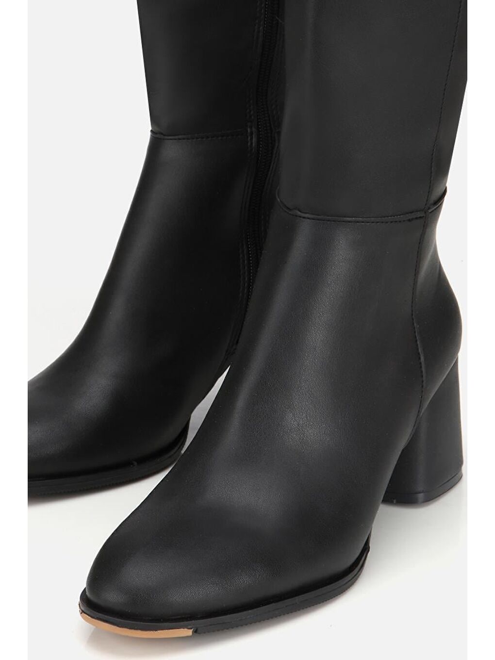 Kadın Siyah Dikiş Detaylı Topuklu Çizme-3