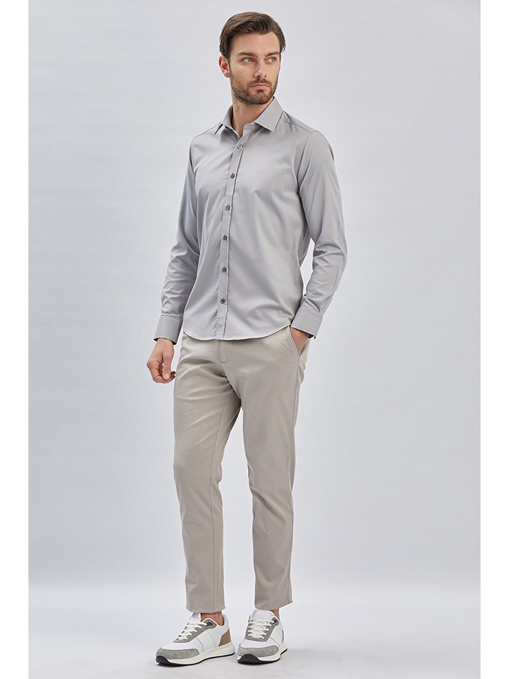 Gri Uzun Kollu Sert Yaka Cepsiz Pamuklu Elastanlı Klasik Slim Fit Dar Kesim Gömlek 1004240234