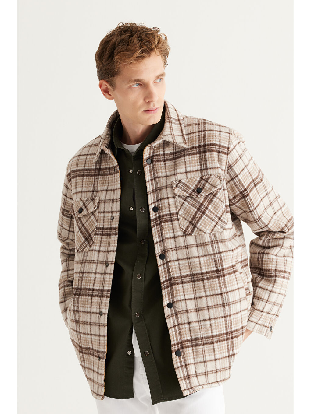 Erkek Bej Standart Fit Normal Kesim Klasik Yaka Kareli Gömlek Ceket