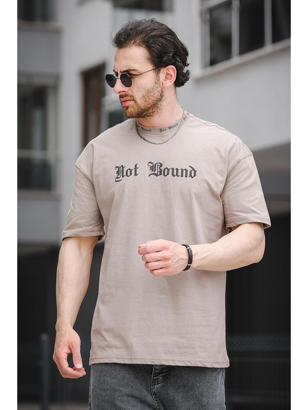 Kahverengi Bisiklet Yaka Kısa Kollu Oversize Erkek Tişört-1