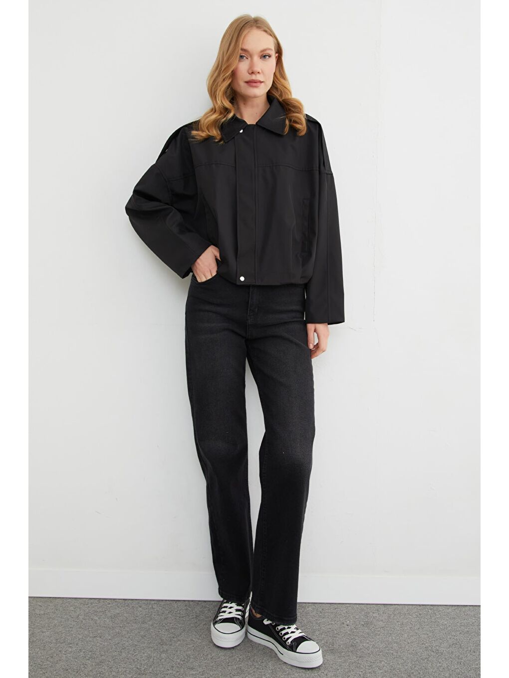 Siyah Basic Omuz Detaylı Oversize Bomber Trençkot-1