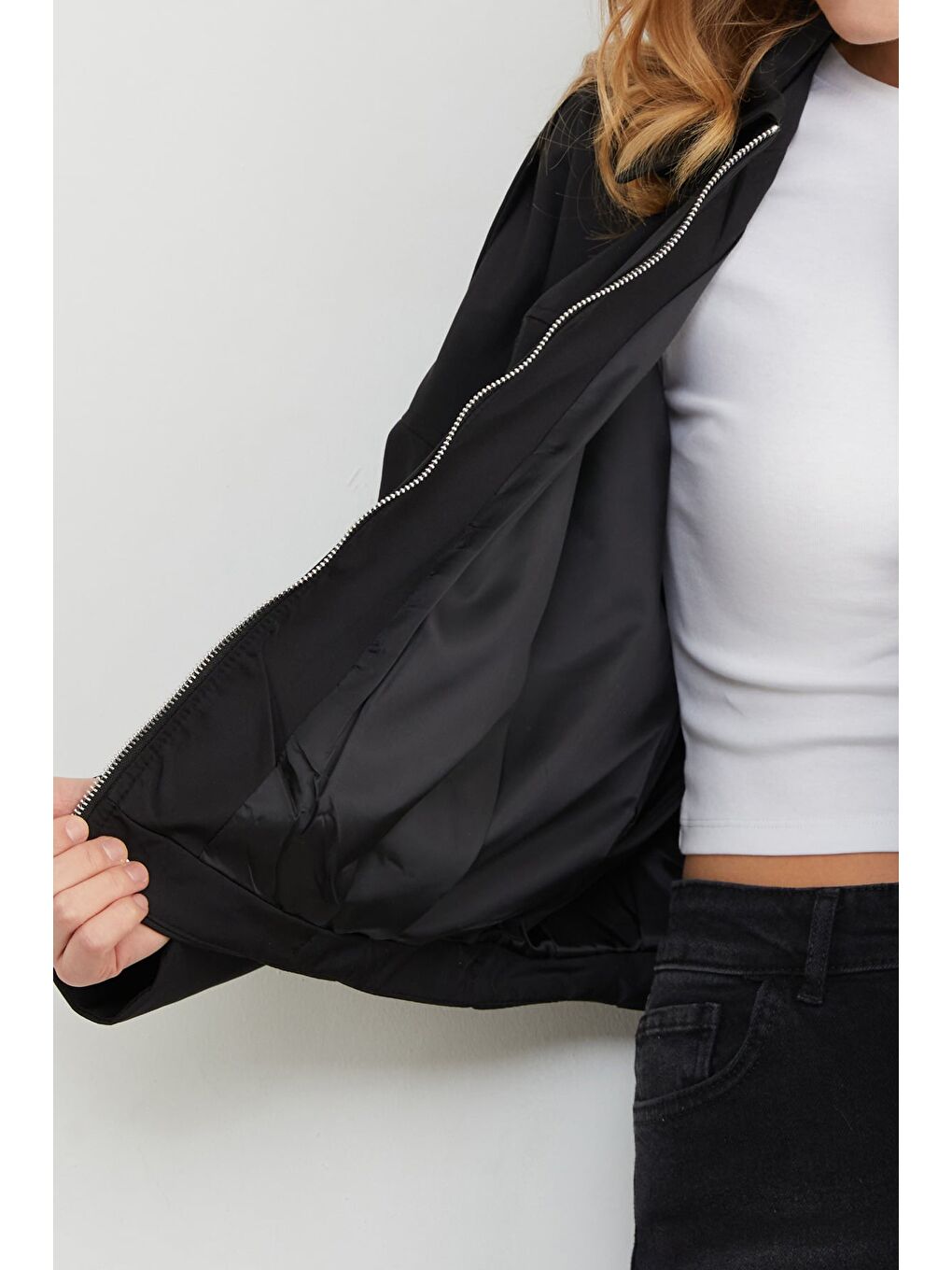 Siyah Basic Omuz Detaylı Oversize Bomber Trençkot-3