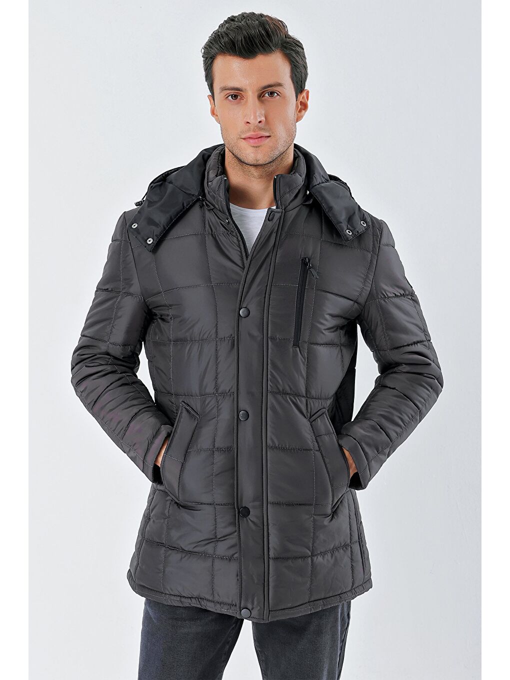 Koyu Antrasit Kapüşonlu Kapitoneli Astar Comfort Fit Rahat Kesim Klasik Kaban 1008235155-1