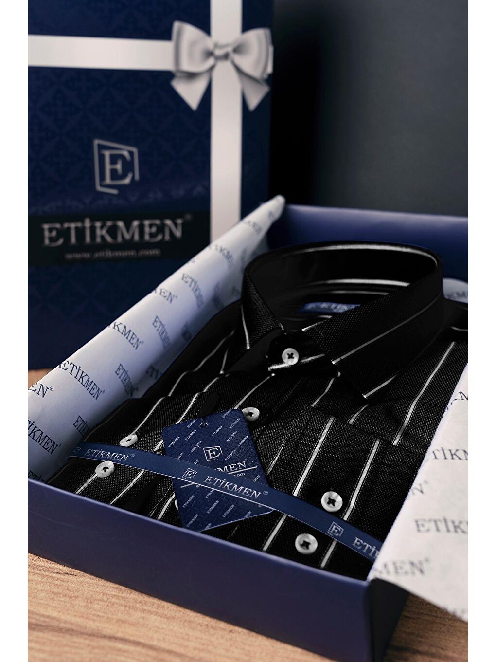 Siyah Beyaz Çizgili Slimfit Erkek Gömlek-3