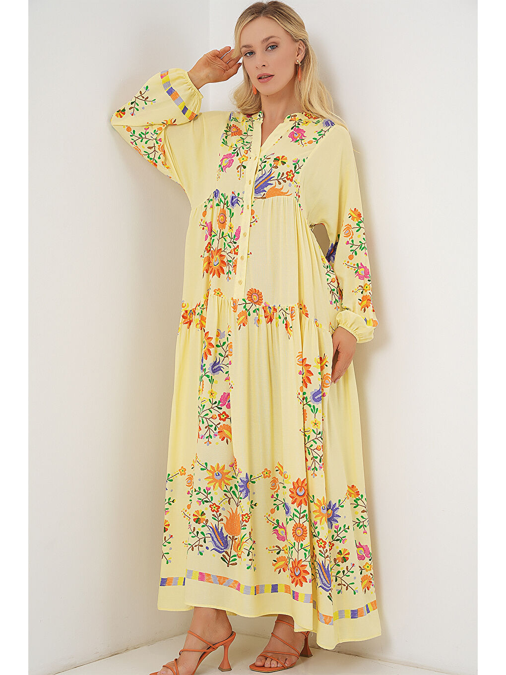 2423 Otantik Desenli Tesettür Elbise - A.Sarı-3