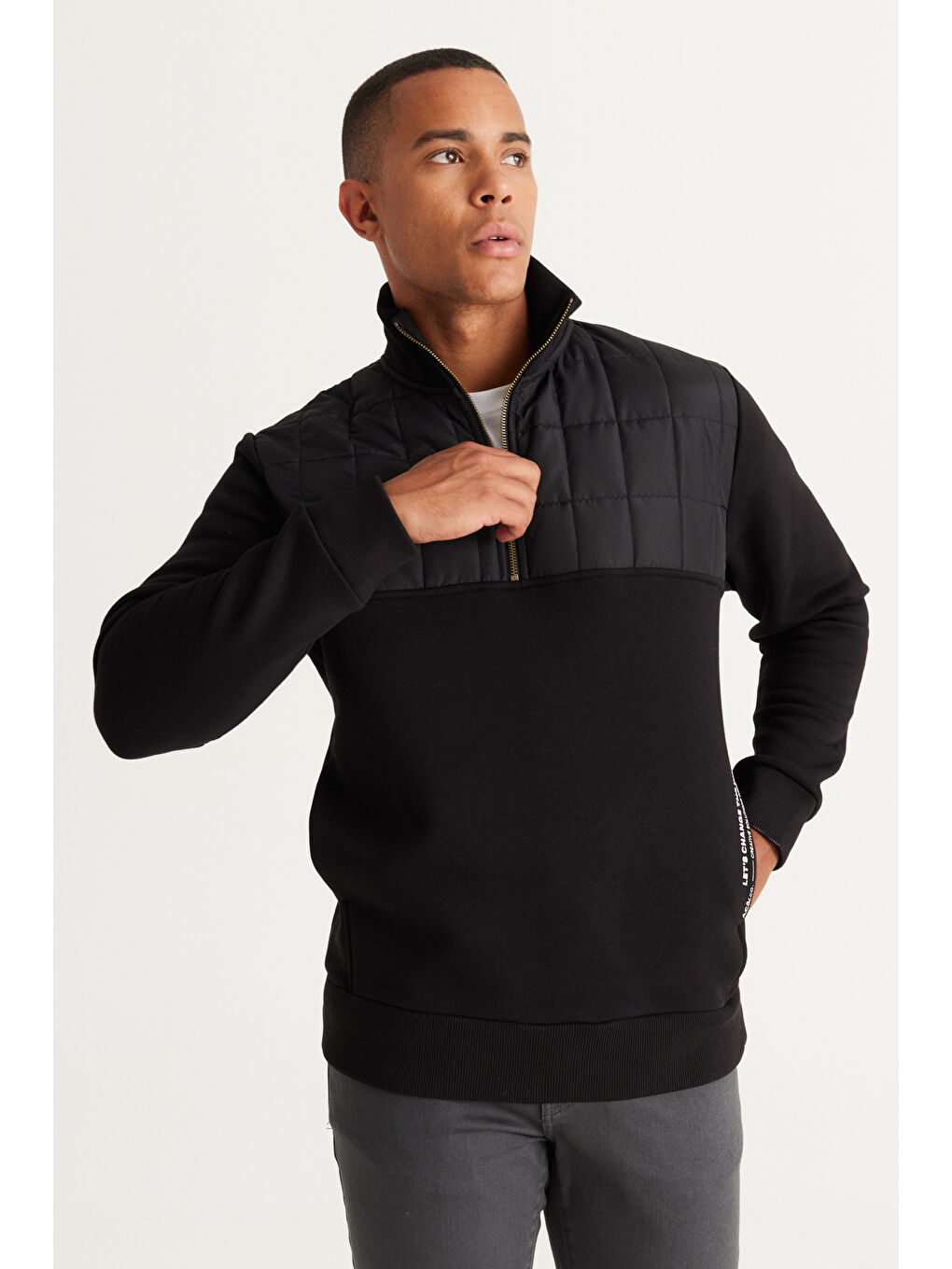 Erkek Siyah Standart Fit Normal Kesim Bato Yaka Desenli Pamuklu Sweatshirt