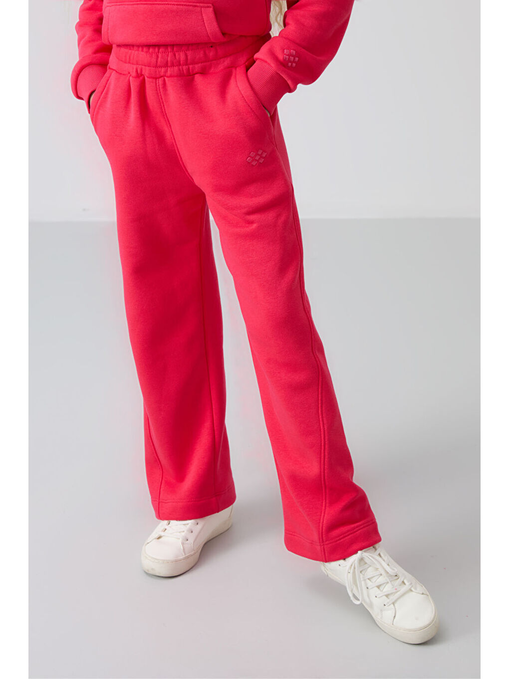 Viva Kırmızı Pamuklu İçi Tüylü Yumuşak Dokulu Standart Fit Nakışlı Kız Çocuk Eşofman Takım - 75162-3