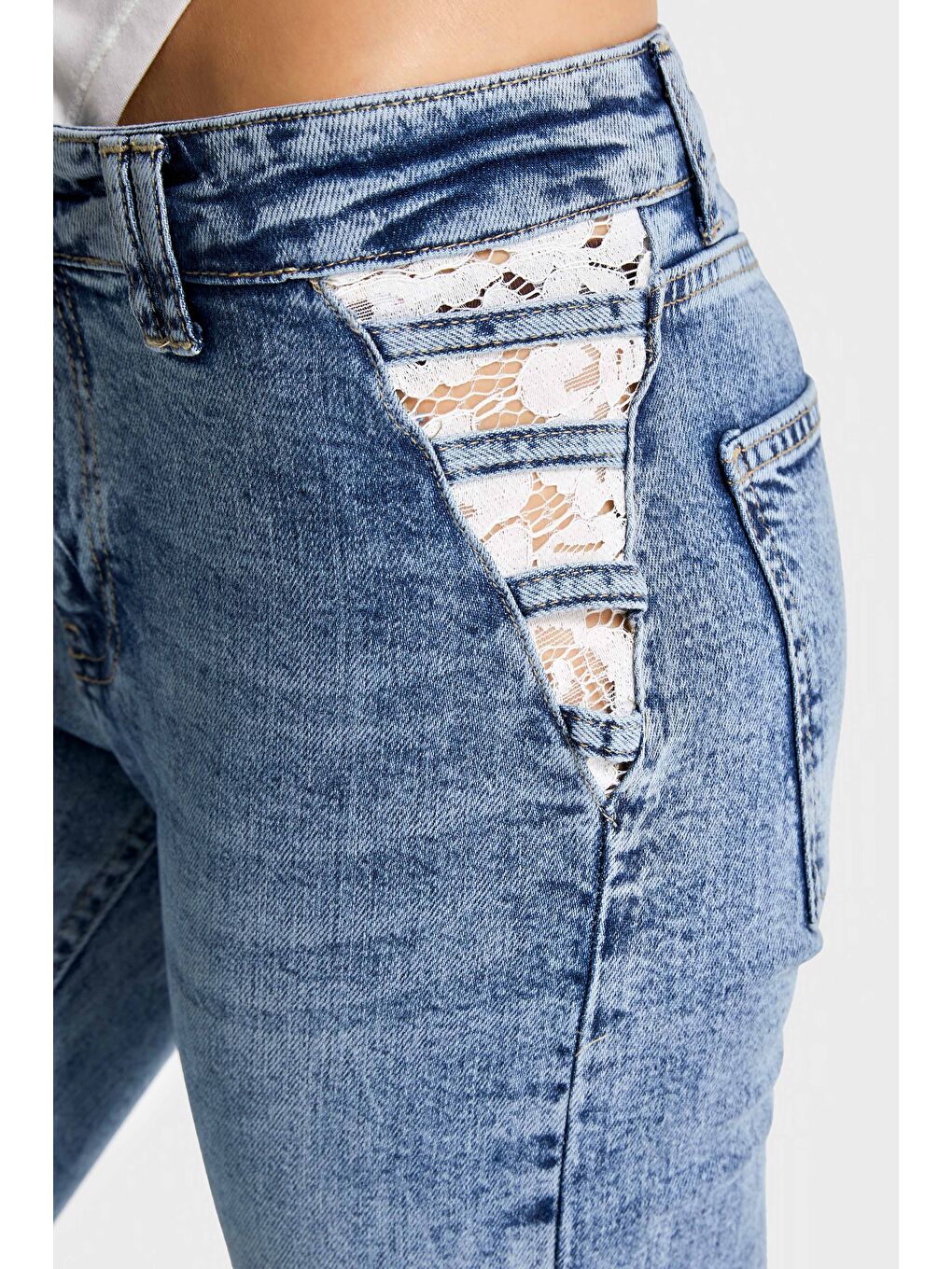Kadın Mavi Renk 4s5-24 Flare Fit İspanyol Paça Elastanlı Kumaş Dantel Detaylı Tasarım Denim Jean-2