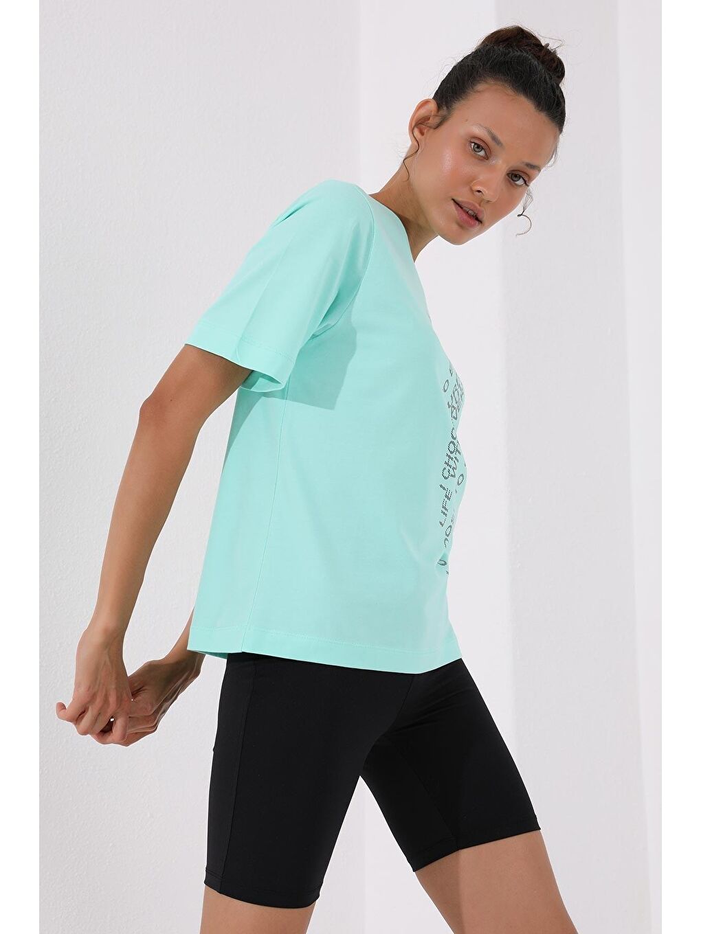 TOMMYLIFE Koyu Mint Yeşili Mint Yeşili Pembe Dikey Yazı Baskılı O Yaka Kadın Oversize T-Shirt - 97138 - 3