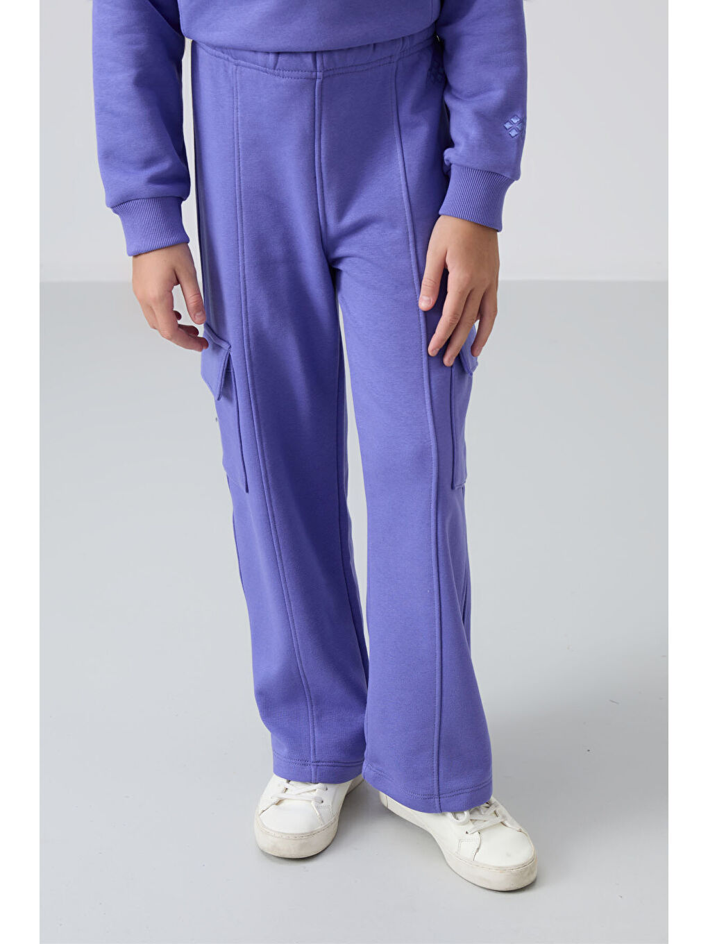 Mor Eflatun Pamuklu İçi Tüylü Yumuşak Dokulu Standart Fit Nakışlı Kız Çocuk Eşofman Takım - 75159-2