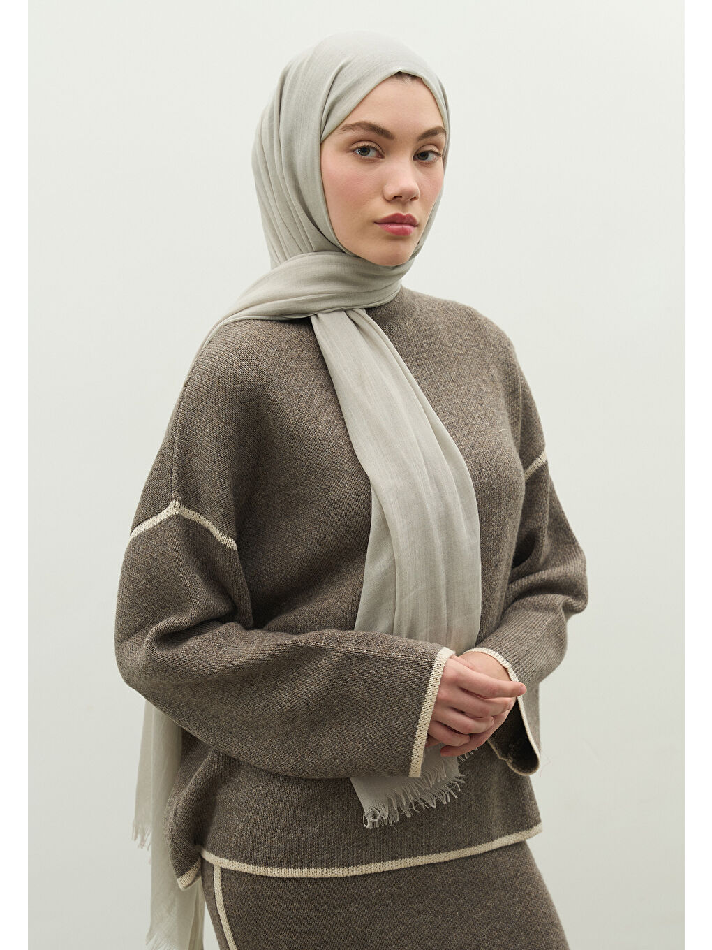 Bej Kaşmir Dokulu Şal Taş-2