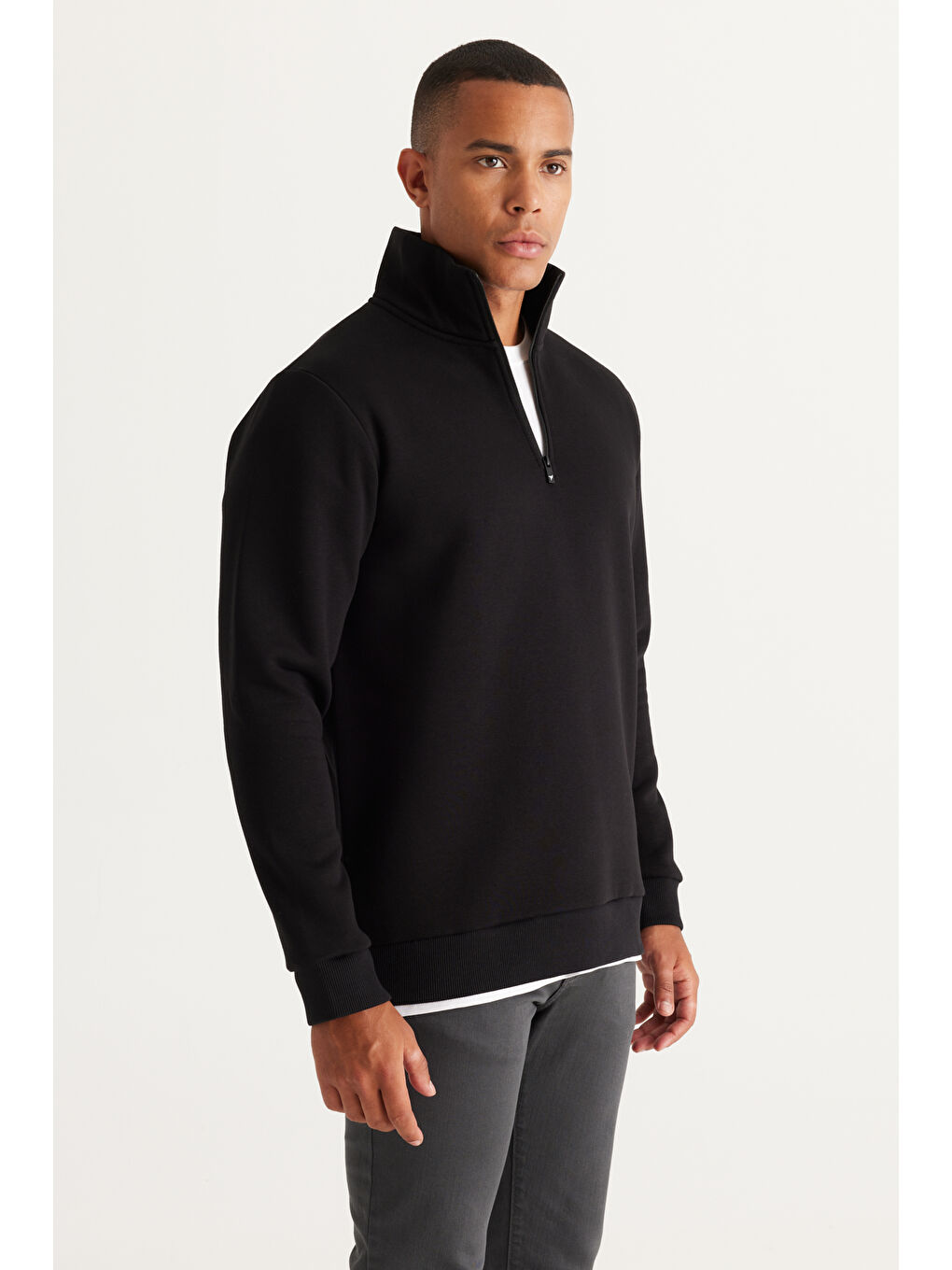 Erkek Siyah Standart Fit Normal Kesim İçi Polarlı Bato Yaka Pamuklu Sweatshirt-4