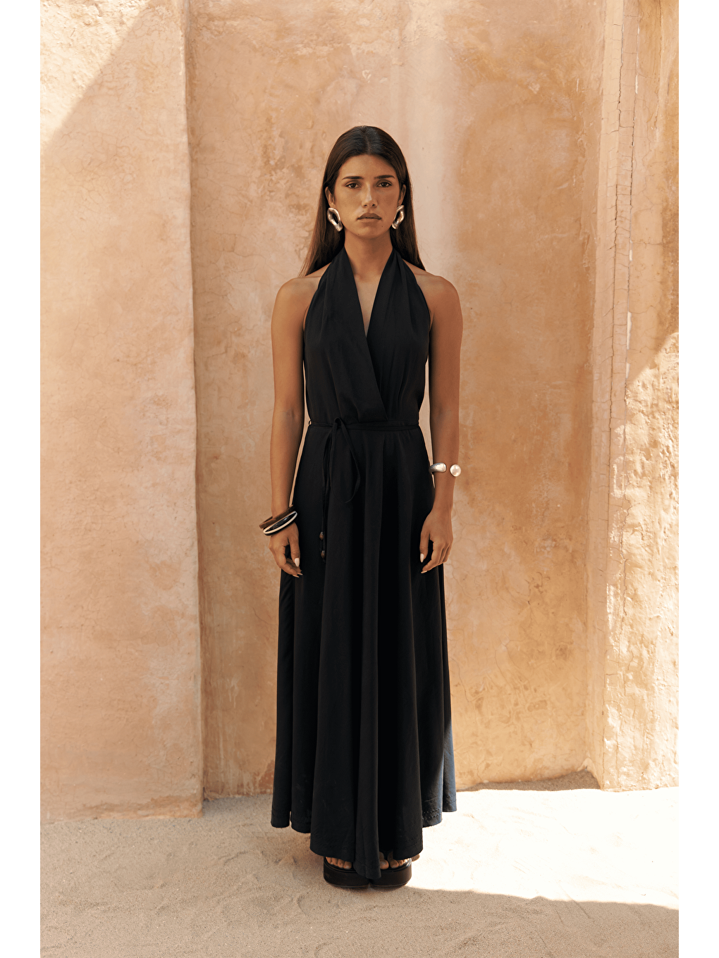 Rhonsa Bağcıklı Siyah Uzun Elbise-2