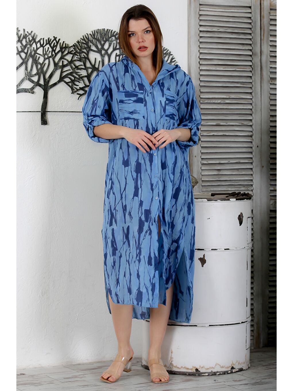 İtalyan Deniz Mavisi Düğmeli Uzun Kollu Desenli Çift Cepli Kapüşonlu Dokuma Yazlık Elbise 130 65-5