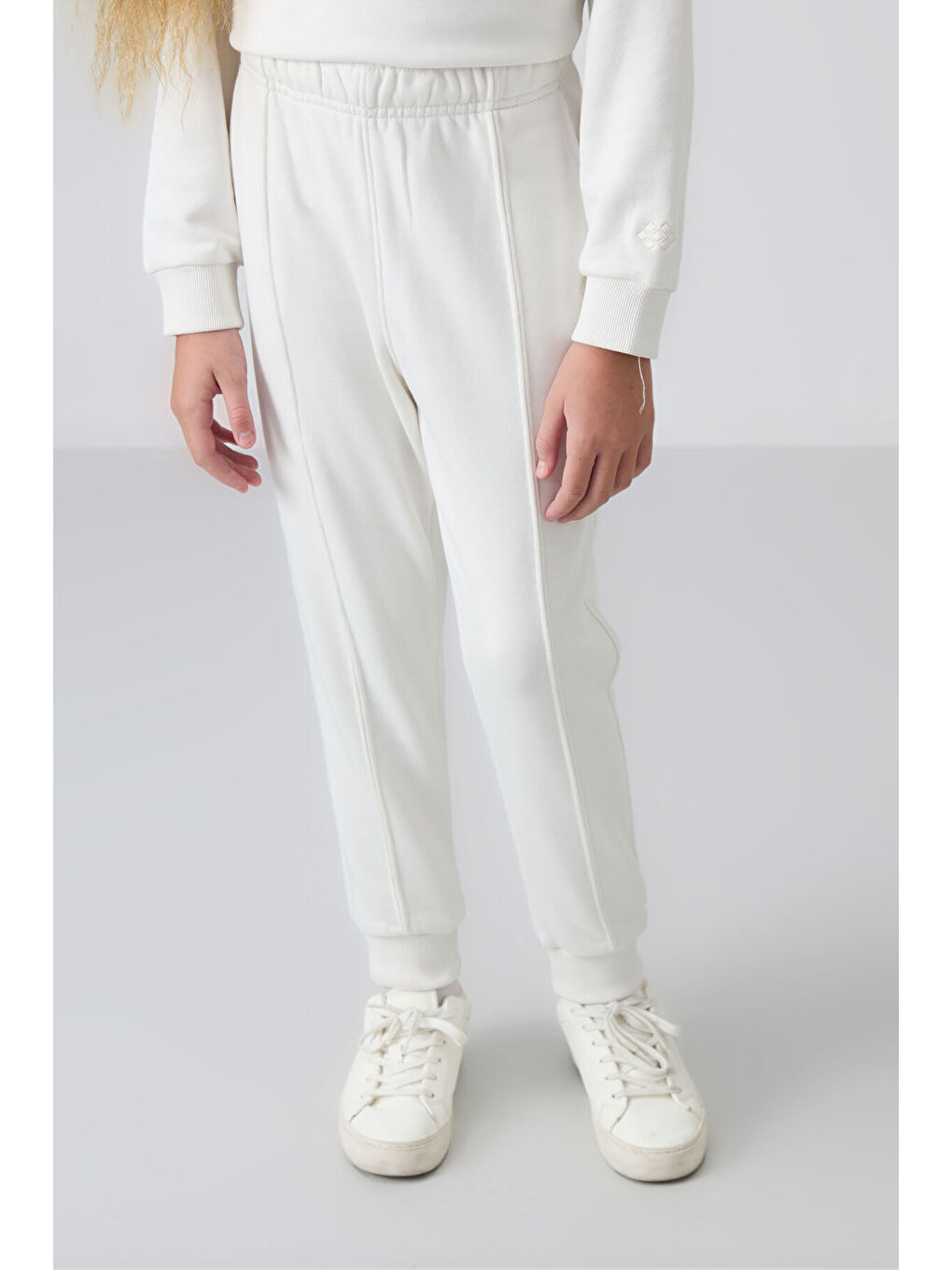 Ekru Pamuklu İçi Tüylü Yumuşak Dokulu Oversize Nakışlı Kız Çocuk Eşofman Takım - 75145-4