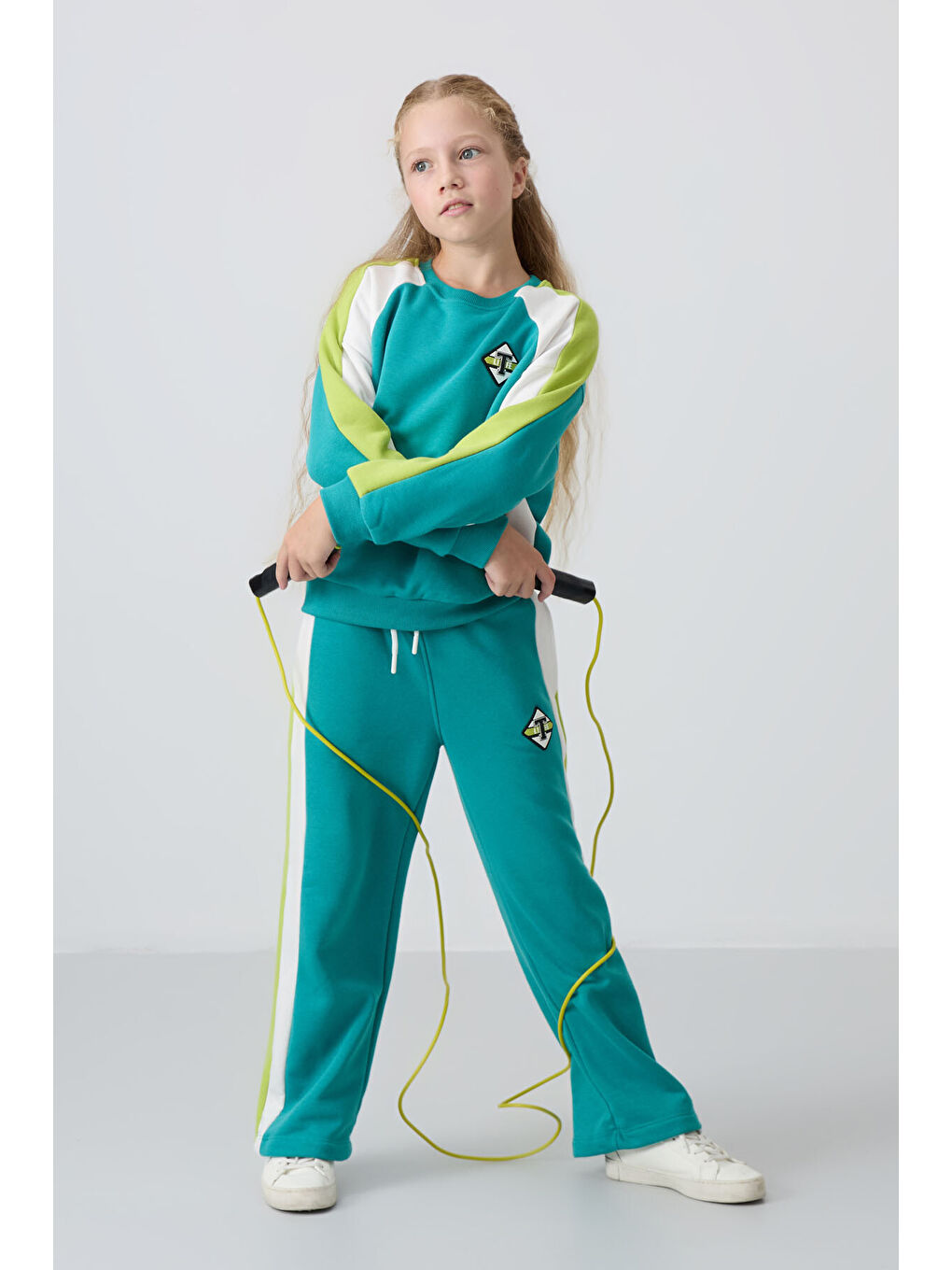 Deniz Yeşil Pamuklu İçi Tüylü Yumuşak Dokulu Standart Fit Baskılı Kız Çocuk Eşofman Takım - 75165