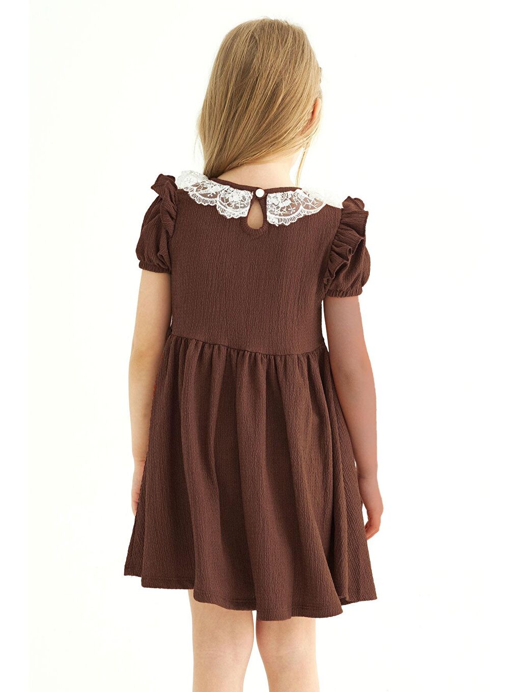 Kare Yaka Fırfır Kol Bısıklet Yaka Kurdale Detaylı Yakası Dantelli Kahverengi Renk Kız Çocuk Elbıse-1