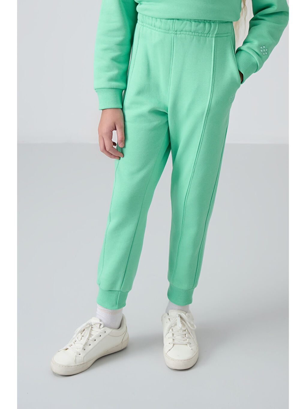 Turkuaz Su Yeşil Pamuklu İçi Tüylü Yumuşak Dokulu Oversize Nakışlı Kız Çocuk Eşofman Takım - 75145-2