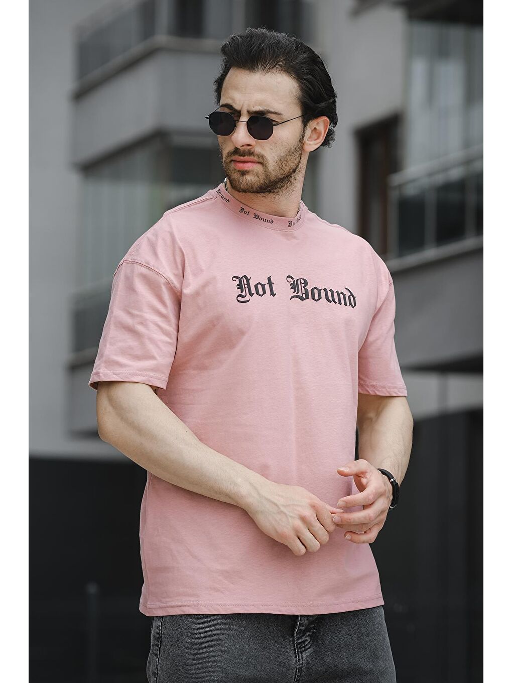 Pembe Bisiklet Yaka Kısa Kollu Yazı Baskılı Oversize Erkek Tişört