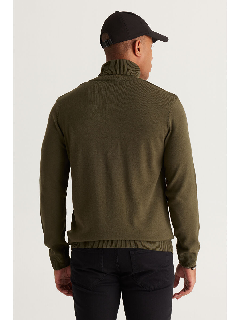 Erkek Haki Standart Fit Tüylenme Yapmayan Tam Balıkçı Yaka Triko Kazak-1