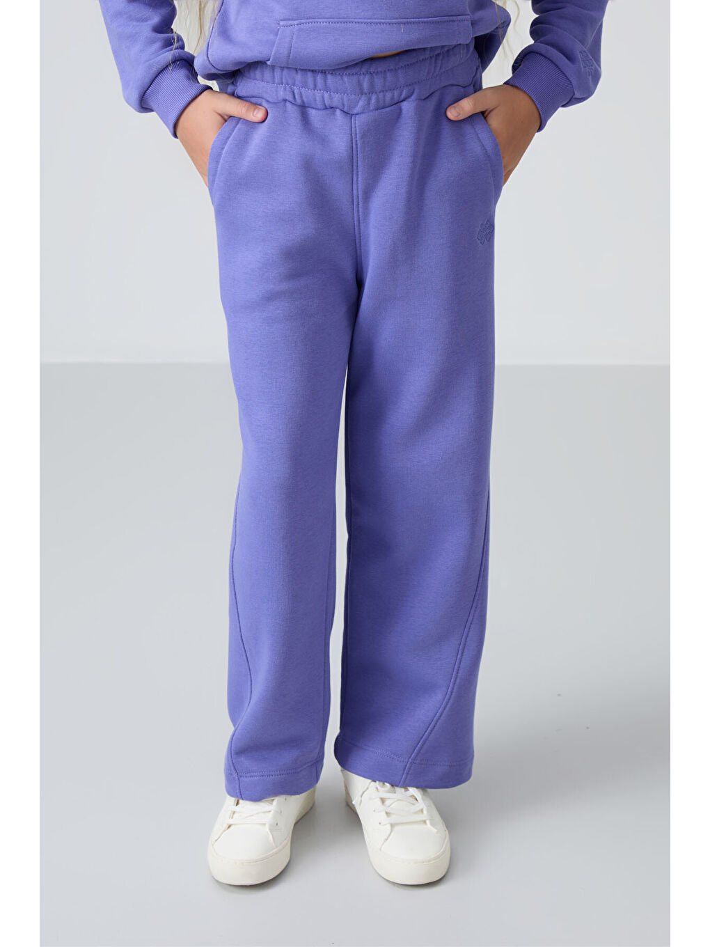 Mor Eflatun Pamuklu İçi Tüylü Yumuşak Dokulu Standart Fit Nakışlı Kız Çocuk Eşofman Takım - 75162-2