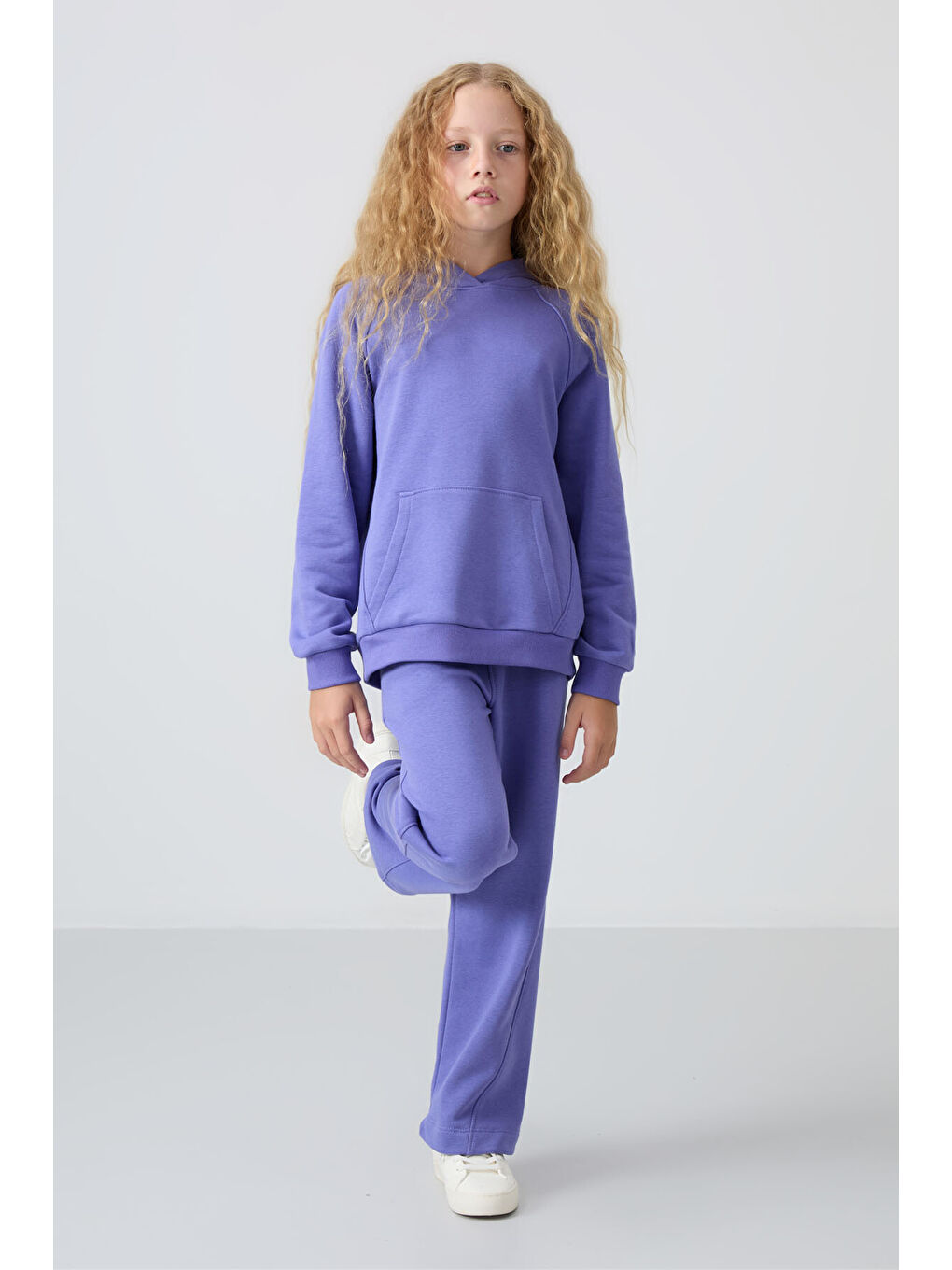 Mor Eflatun Pamuklu İçi Tüylü Yumuşak Dokulu Standart Fit Nakışlı Kız Çocuk Eşofman Takım - 75162-3