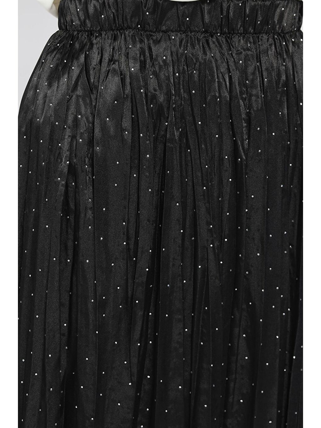 Siyah Bel Lastikli Taşlı Tesettür Etek-6