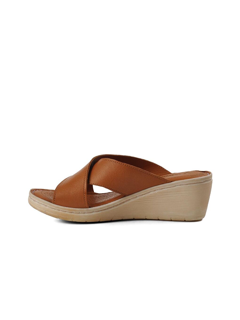 Kahverengi Taba Hakiki Deri Dolgu Topuklu Kadın Terlik 9226-1